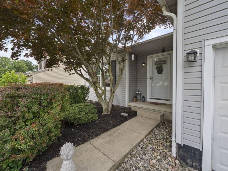 542 Scioto Meadows Boulevard, Grove City, OH 43123 Photo 51