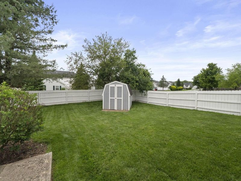 542 Scioto Meadows Boulevard, Grove City, OH 43123 Photo 55
