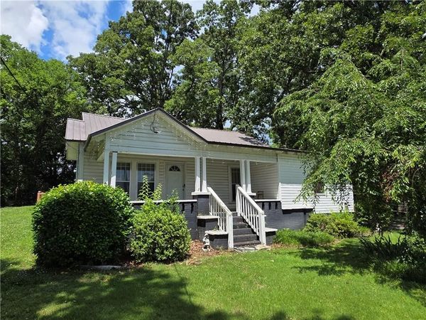 807 Jones Avenue , Rockmart, GA 30153