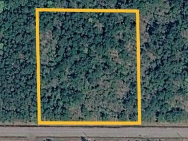 39th Street, Bay Saint Louis, MS 39520