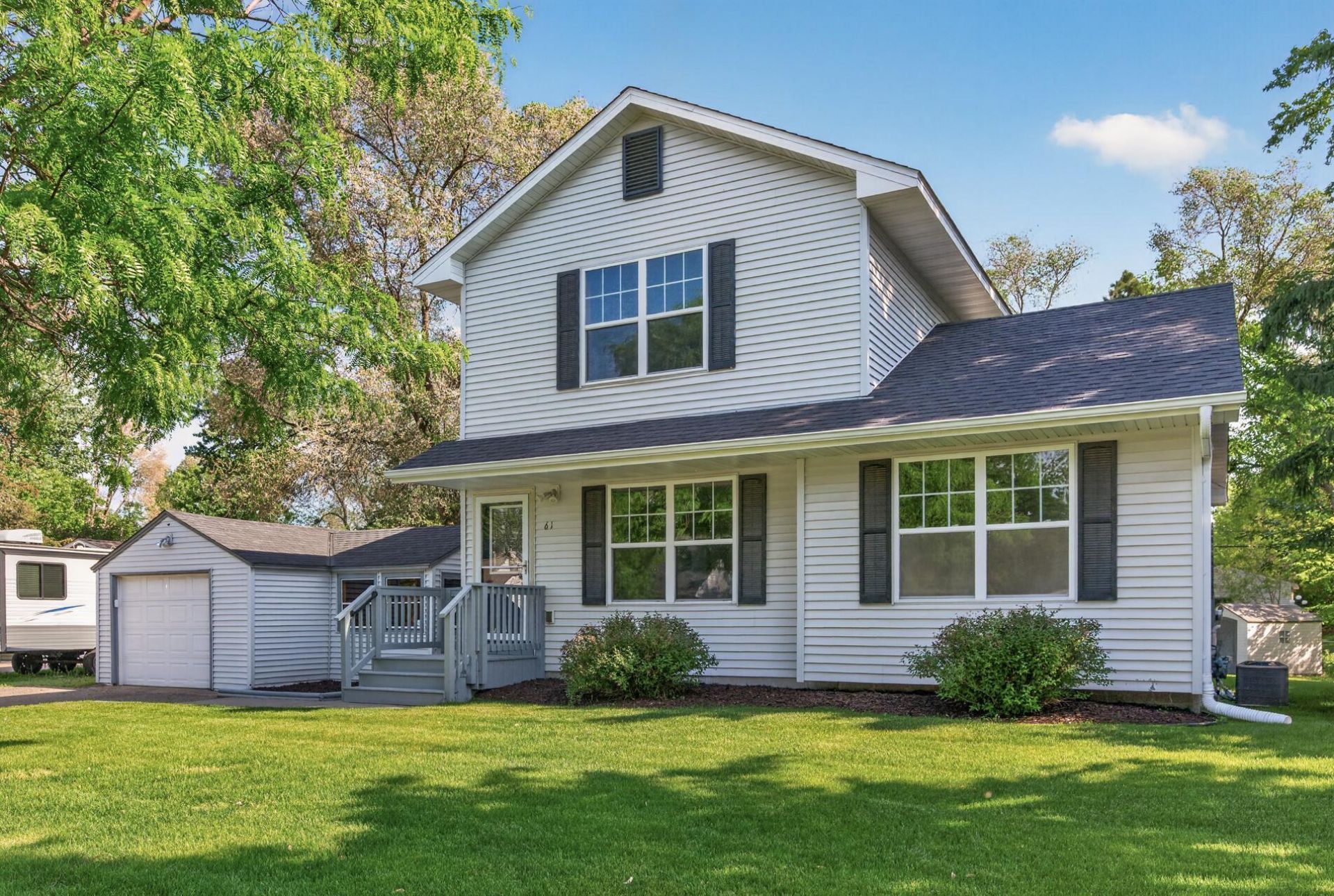 61 Circle Drive, Circle Pines, MN 55014