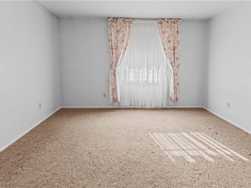 10 Sarah Boulevard, Toronto, OH 43964 Photo 12