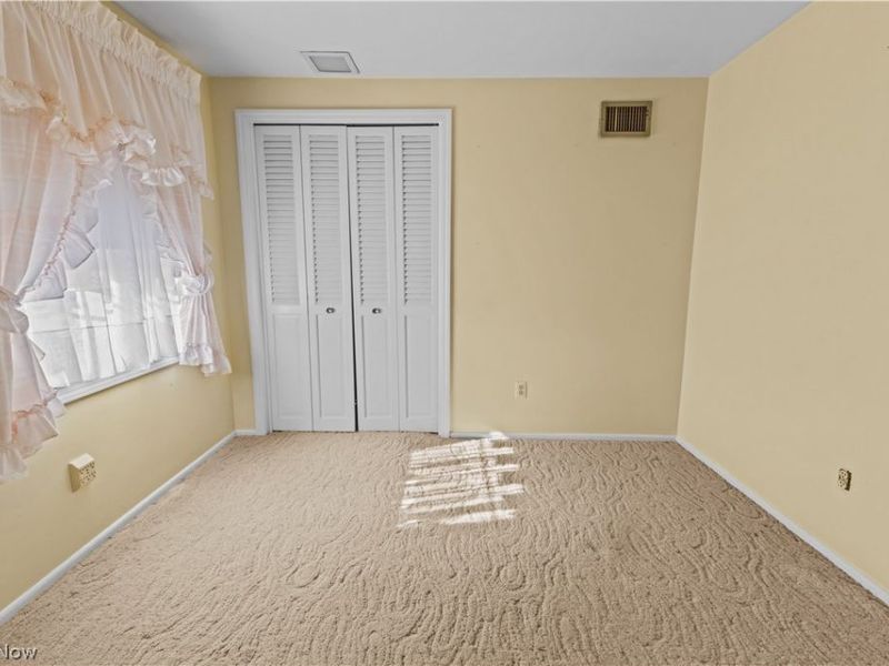 10 Sarah Boulevard, Toronto, OH 43964 Photo 13