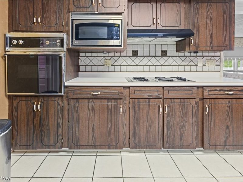 10 Sarah Boulevard, Toronto, OH 43964 Photo 3