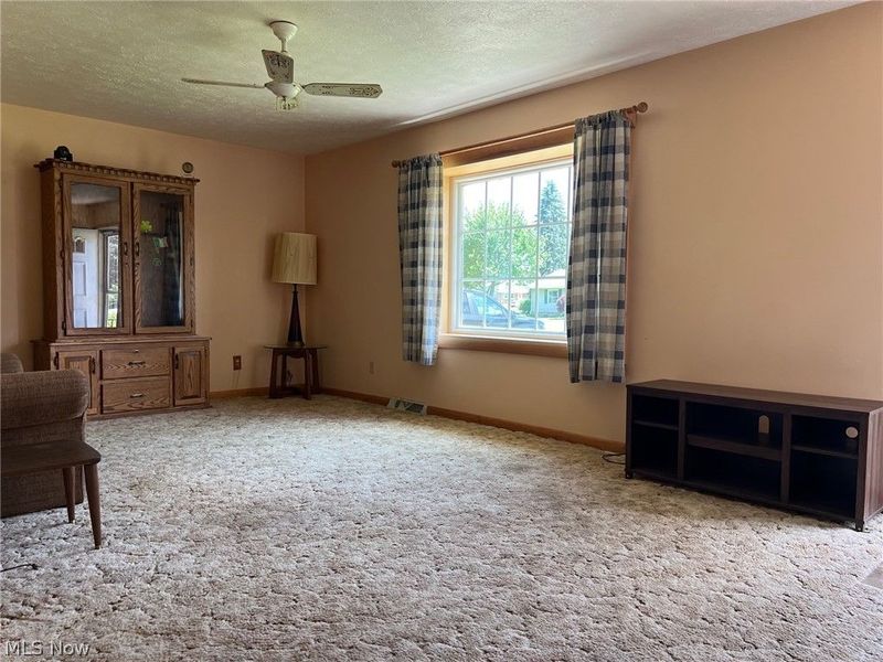 1018 Foxmoor Lane, Ashland, OH 44805 Photo 6