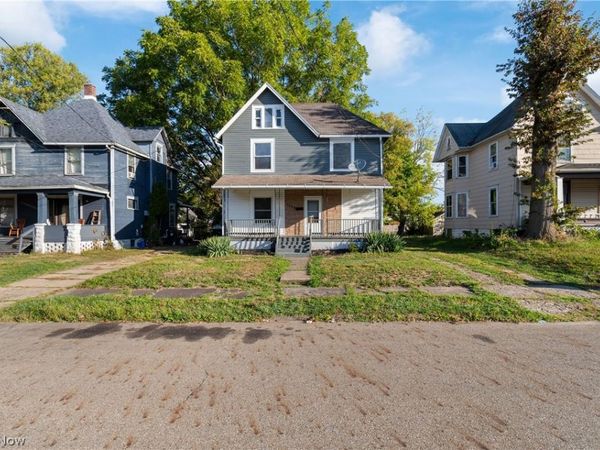 2329 Winfield Way NE, Canton, OH 44705