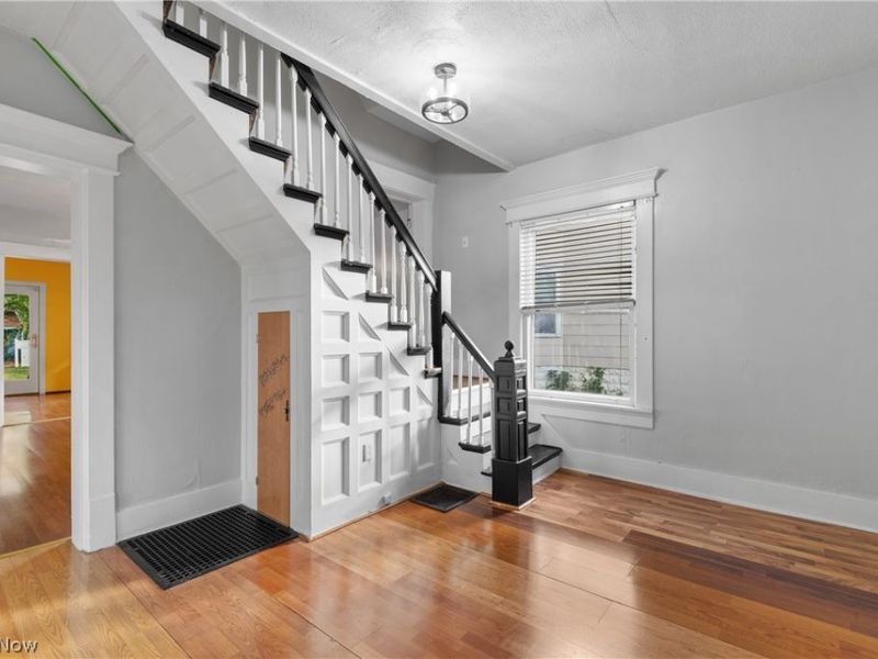 2329 Winfield Way NE, Canton, OH 44705 Photo 4