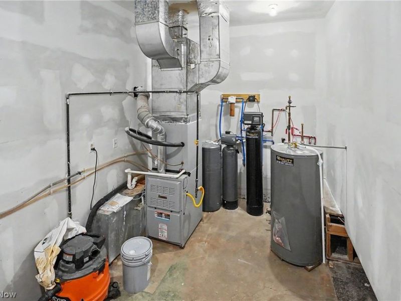 8099 W Western Reserve Road, Canfield, OH 44406 Photo 30