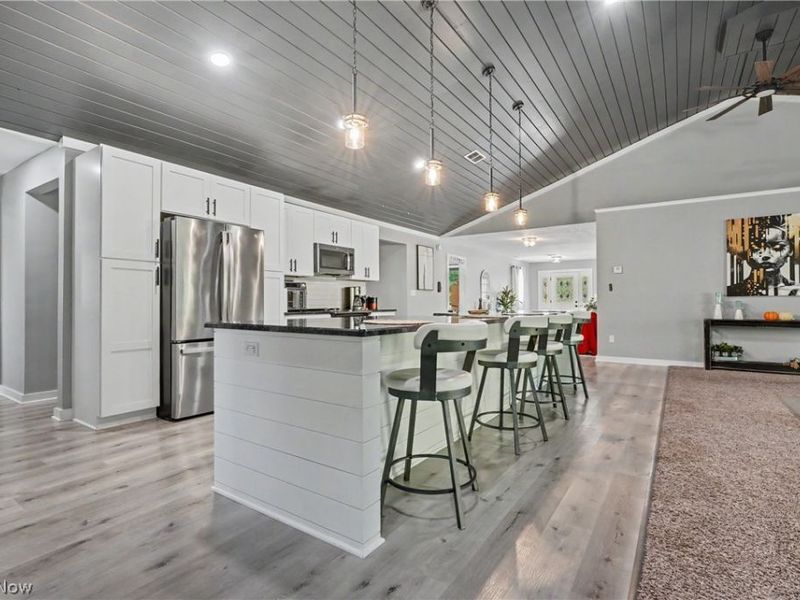 8099 W Western Reserve Road, Canfield, OH 44406 Photo 5