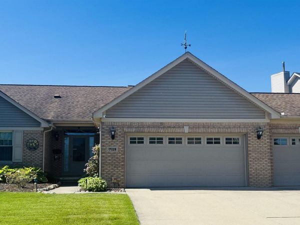 17029 Pintail Drive, Rockwood, MI 48173