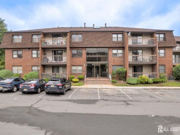 101 Beverly Hill Terrace , Woodbridge, NJ 07095