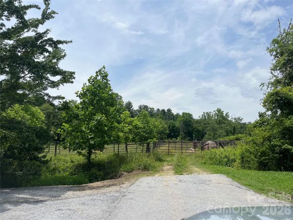 99999 Jones Road , Fletcher, NC 28732