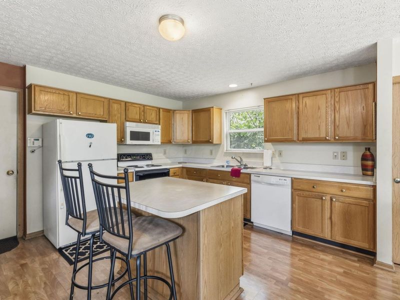 2269 Brookbank Drive , Grove City, OH 43123 Photo 12