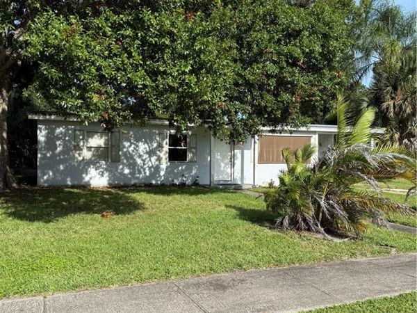 1835 31st Avenue, Vero Beach, FL 32960