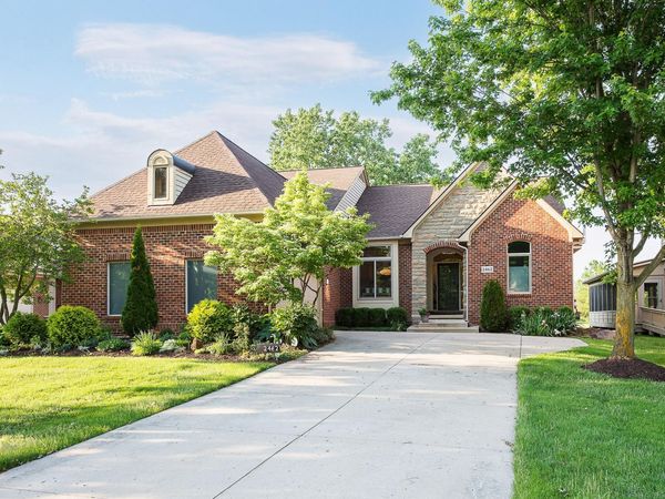 2462 Winged Foot Court, Ann Arbor, MI 48108