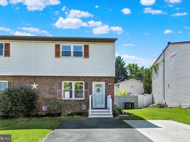 103 EDWARD STREET, HANOVER, PA 17331