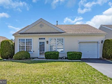 3 CARDINAL PLACE, BARNEGAT, NJ 08005