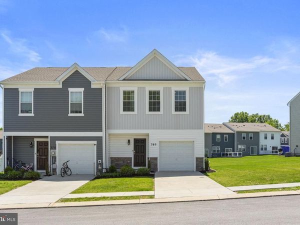 380 LOCUST RUN DRIVE, YORK, PA 17404