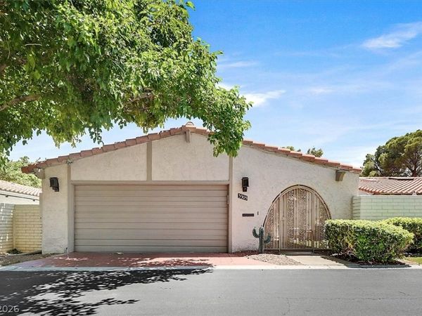 3305 Plaza Del Paz , Las Vegas, NV 89102