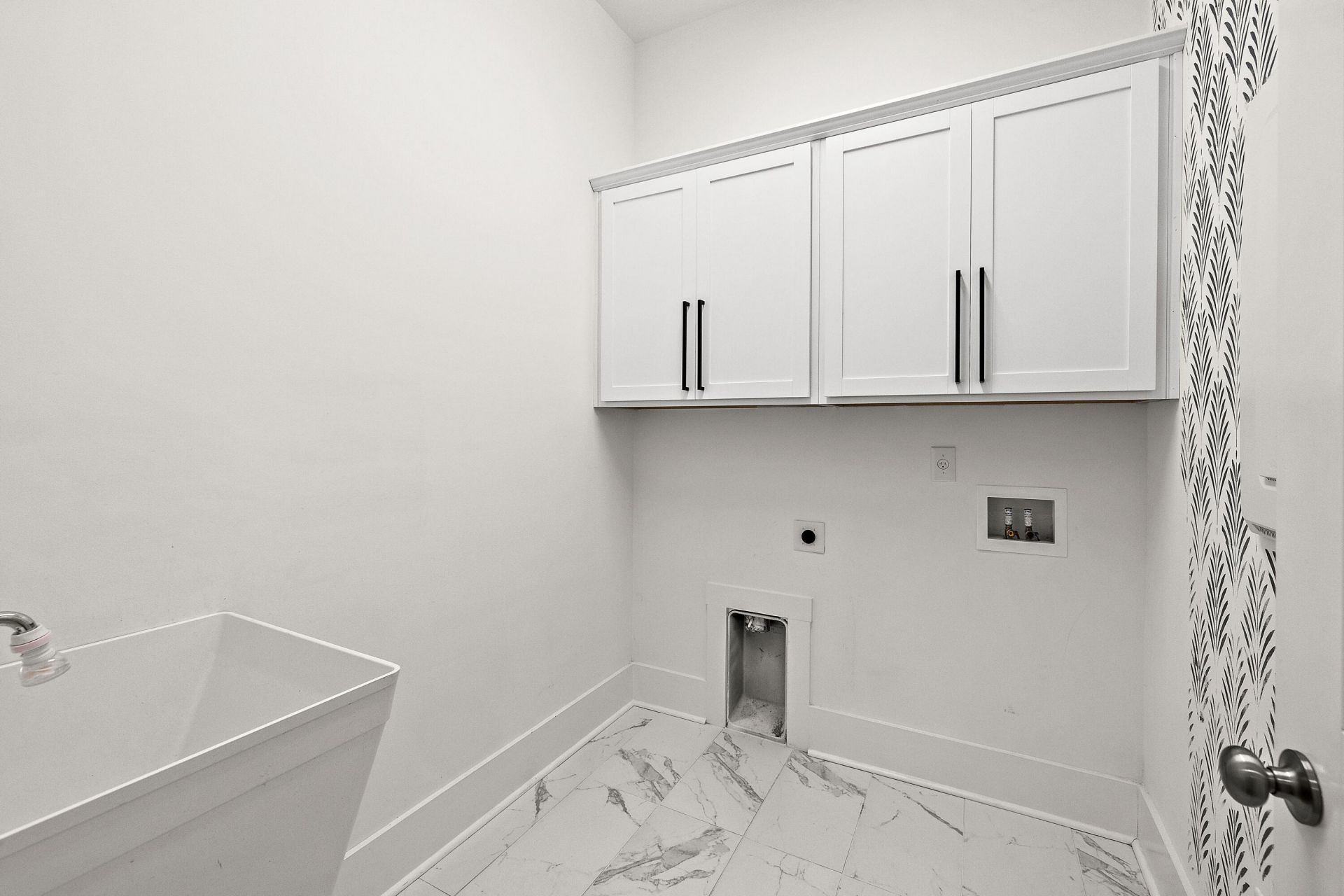 3573 Crosstrees Lane Photo 8