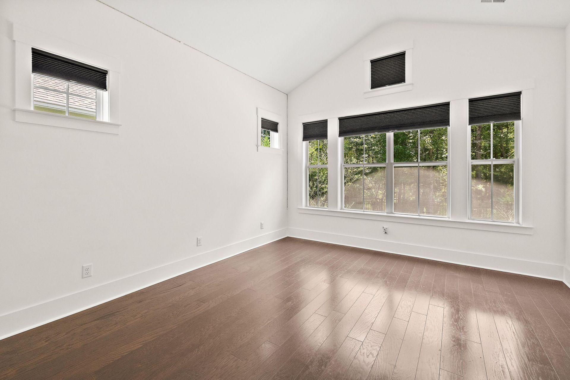 3573 Crosstrees Lane Photo 9
