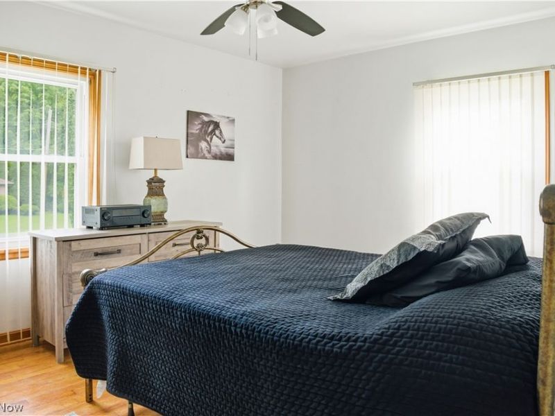 8225 Kenyon Drive SE, Warren, OH 44484 Photo 13