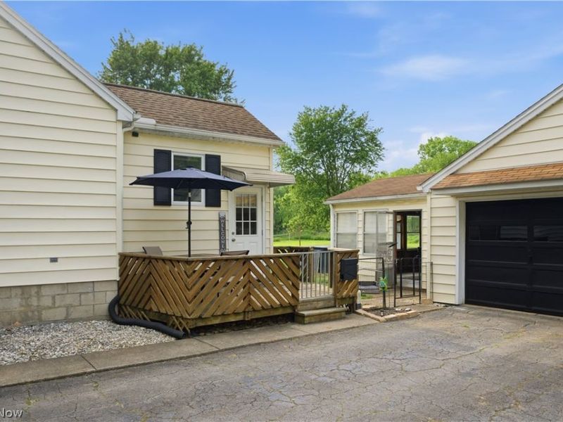 8225 Kenyon Drive SE, Warren, OH 44484 Photo 28