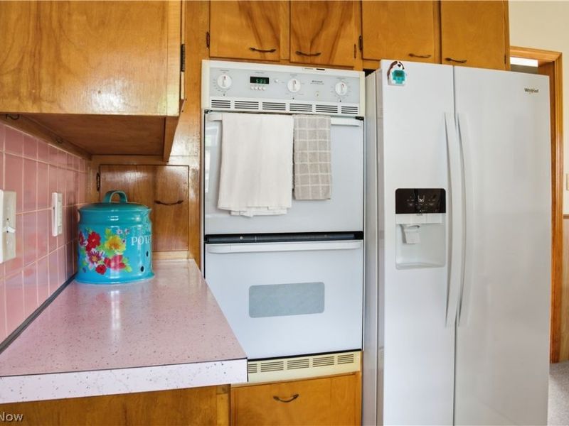 8225 Kenyon Drive SE, Warren, OH 44484 Photo 8