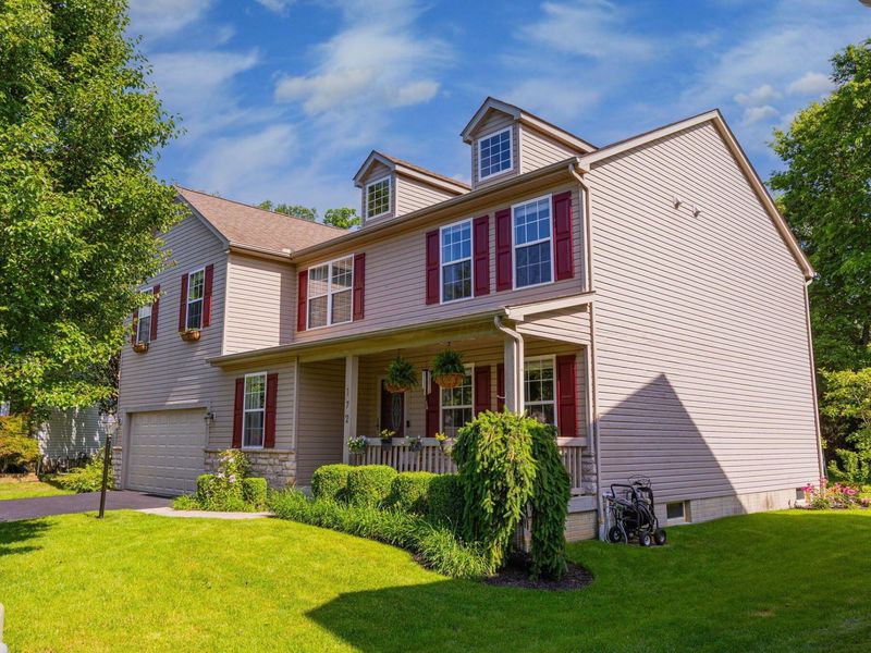 172 Leasure Drive, Pickerington, OH 43147 Photo 2