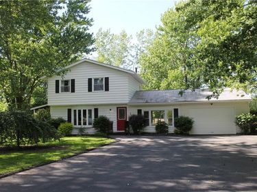 1 Lydun Drive , Albion, NY 14411