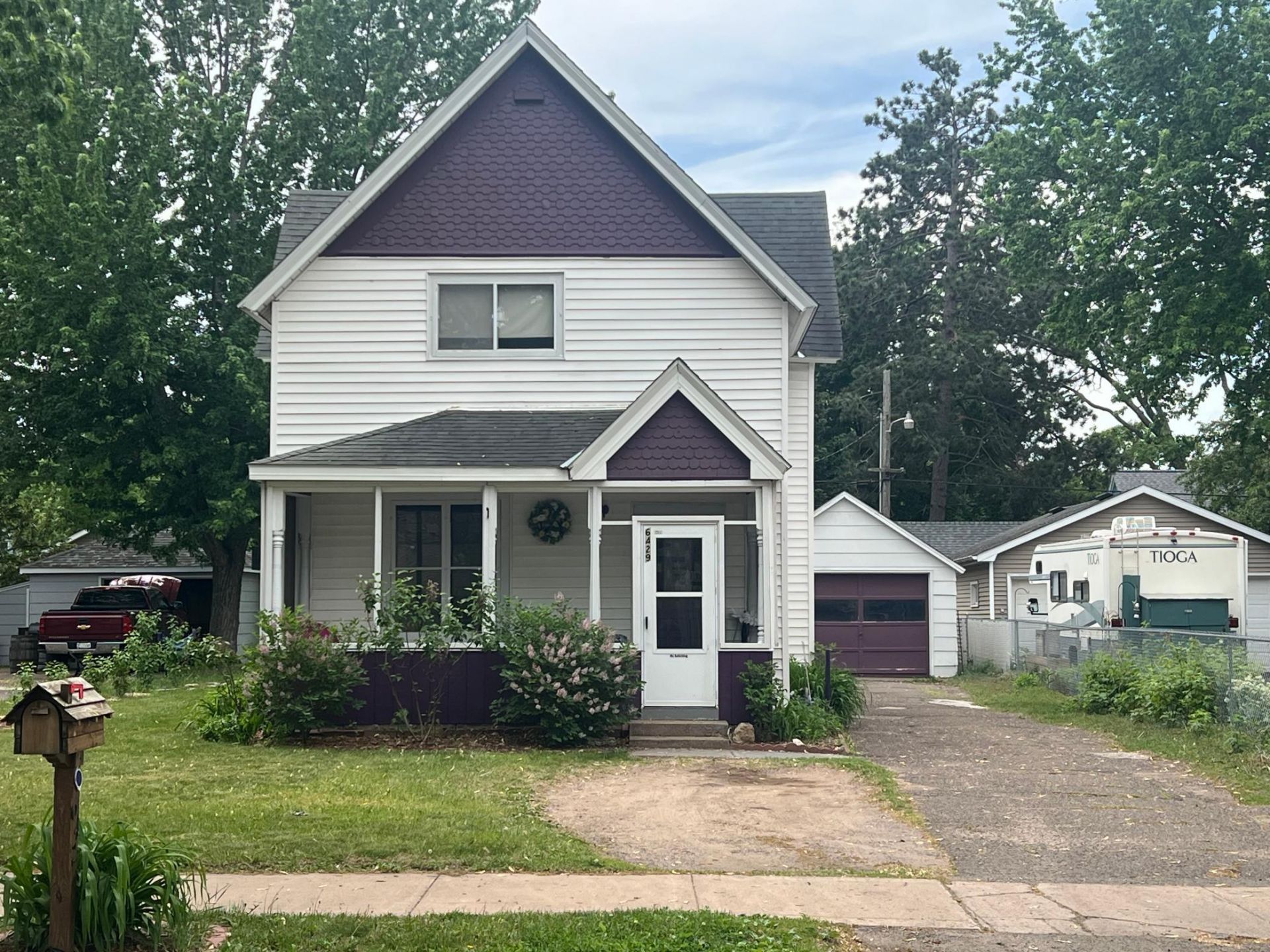 6429 Maple Street , North Branch, MN 55056