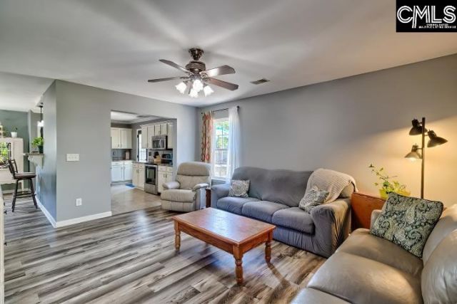 209 Eagle Pointe Drive  Photo 17