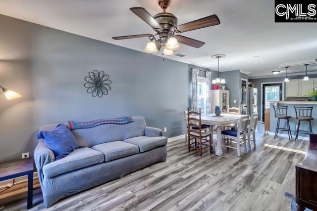 209 Eagle Pointe Drive  Photo 6
