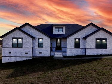 46 Caden Lane, London, KY 40744