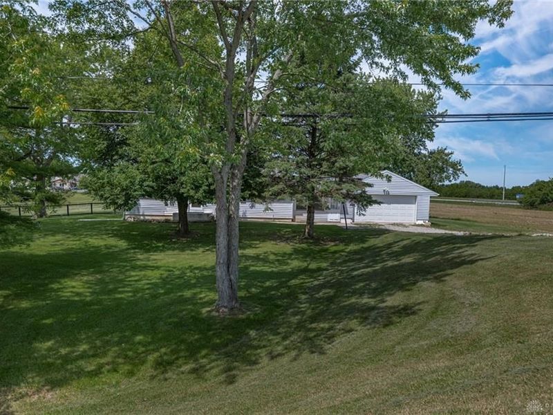 7673 Brookville Phillipsburg Road, Clay Township, OH 45309 Photo 34