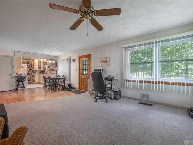 7673 Brookville Phillipsburg Road, Clay Township, OH 45309 Photo 5