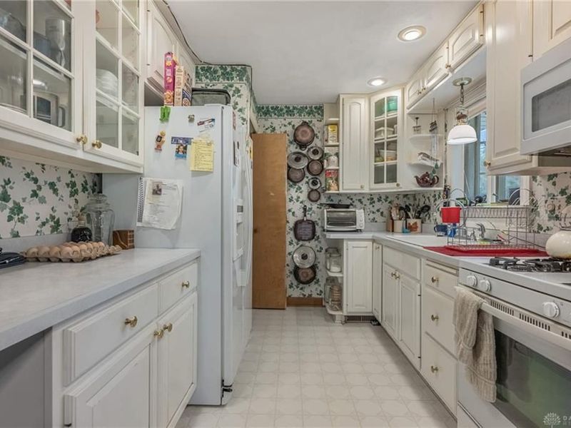 7673 Brookville Phillipsburg Road, Clay Township, OH 45309 Photo 9