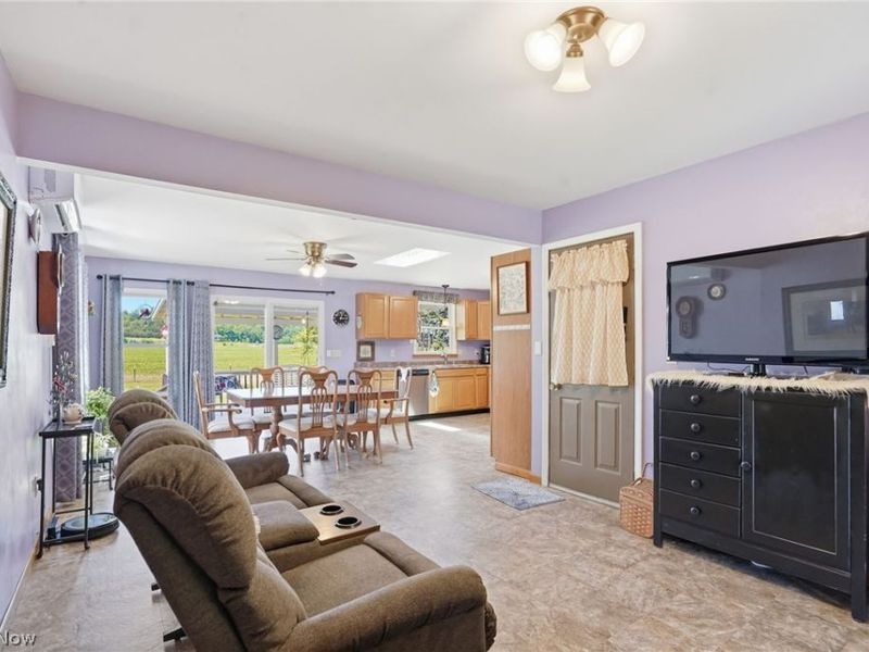 262 W 4th Street , Frazeysburg, OH 43822 Photo 10