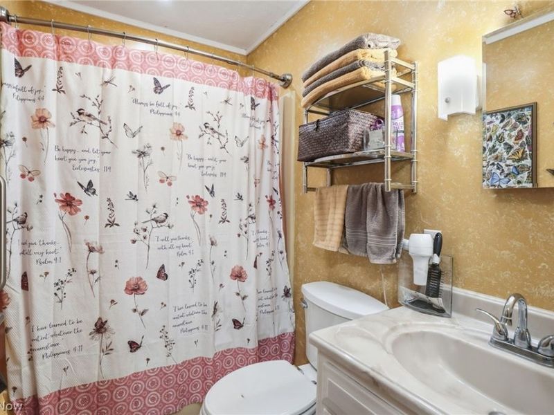 262 W 4th Street , Frazeysburg, OH 43822 Photo 24