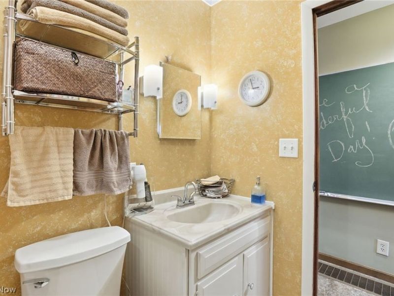 262 W 4th Street , Frazeysburg, OH 43822 Photo 25