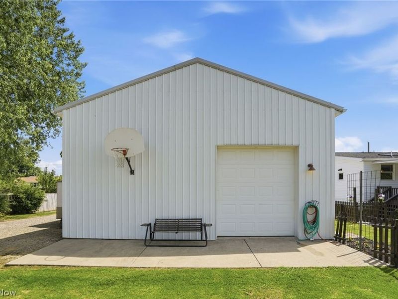 262 W 4th Street , Frazeysburg, OH 43822 Photo 34