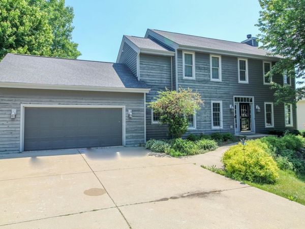 209 Waverly Drive, Cambridge, WI 53523
