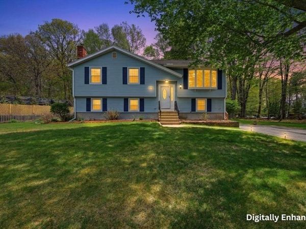 12 Village Lane, Billerica, MA 01862