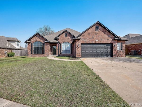 4308 W Broadway Avenue , Broken Arrow, OK 74012