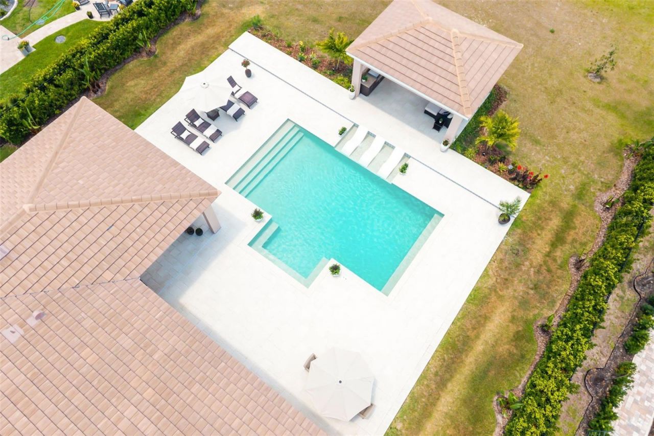 1843 Cattle Baron Court, Lithia, FL 33547 Photo