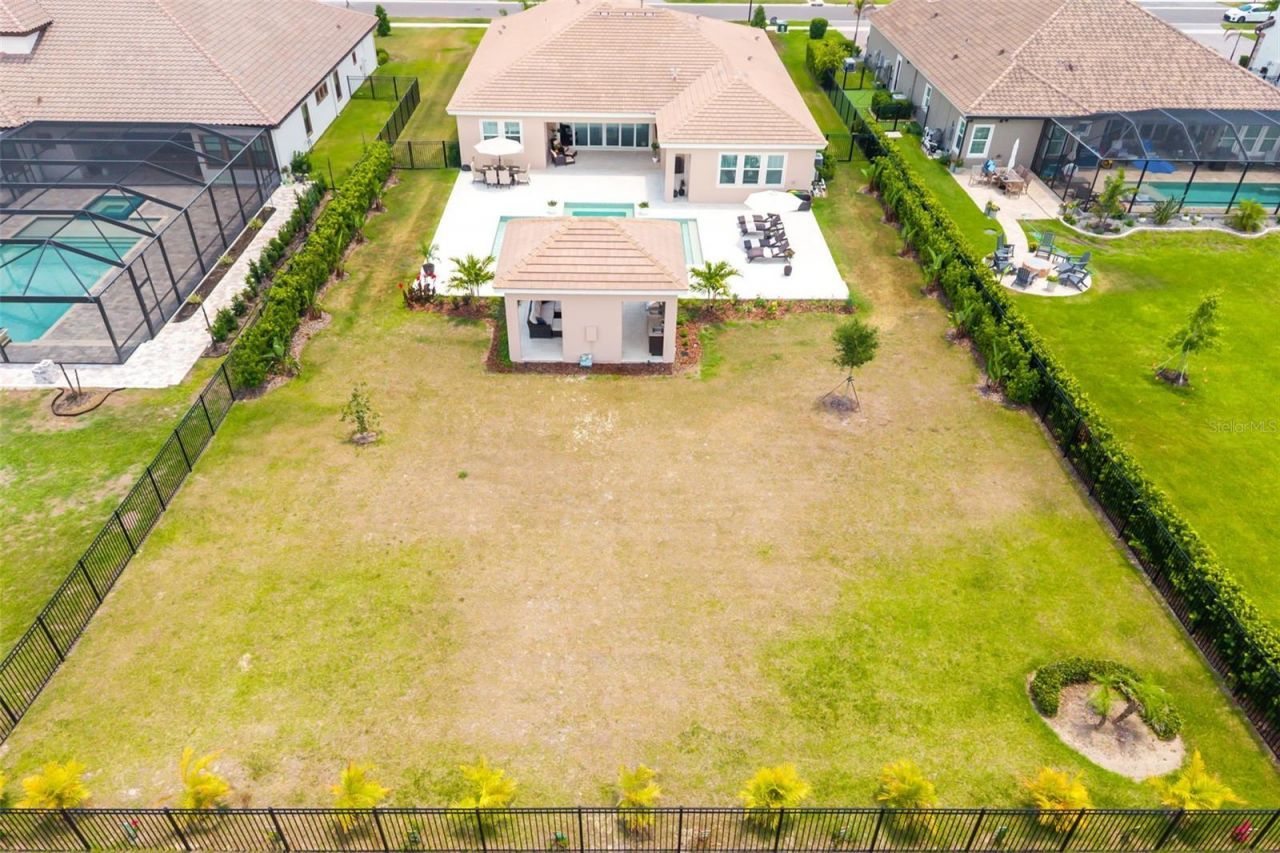 1843 Cattle Baron Court, Lithia, FL 33547 Photo