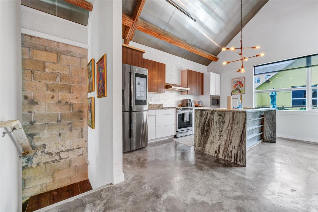 1607 Woodward Street, Unit 11, Orlando, FL 32803 Photo