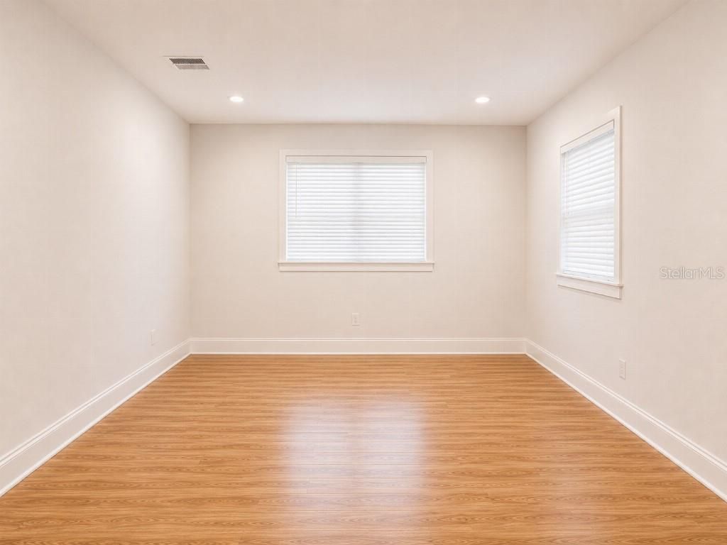 108 Mission Hills Avenue, Tampa, FL 33617 Photo