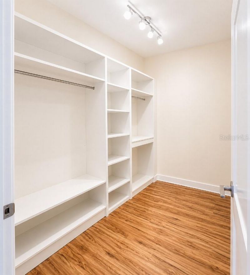 108 Mission Hills Avenue, Tampa, FL 33617 Photo