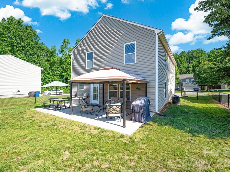 Property Image 32